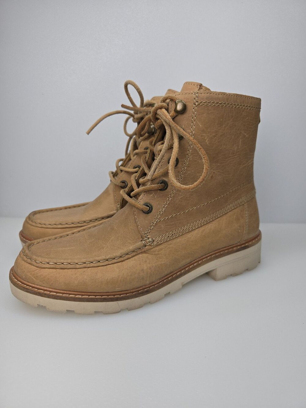 Sperry Womens Authentic Original Leather Lug Boots Sand / Tan STS84398 Size 6